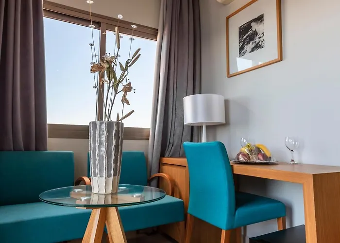 Hotel Omeya